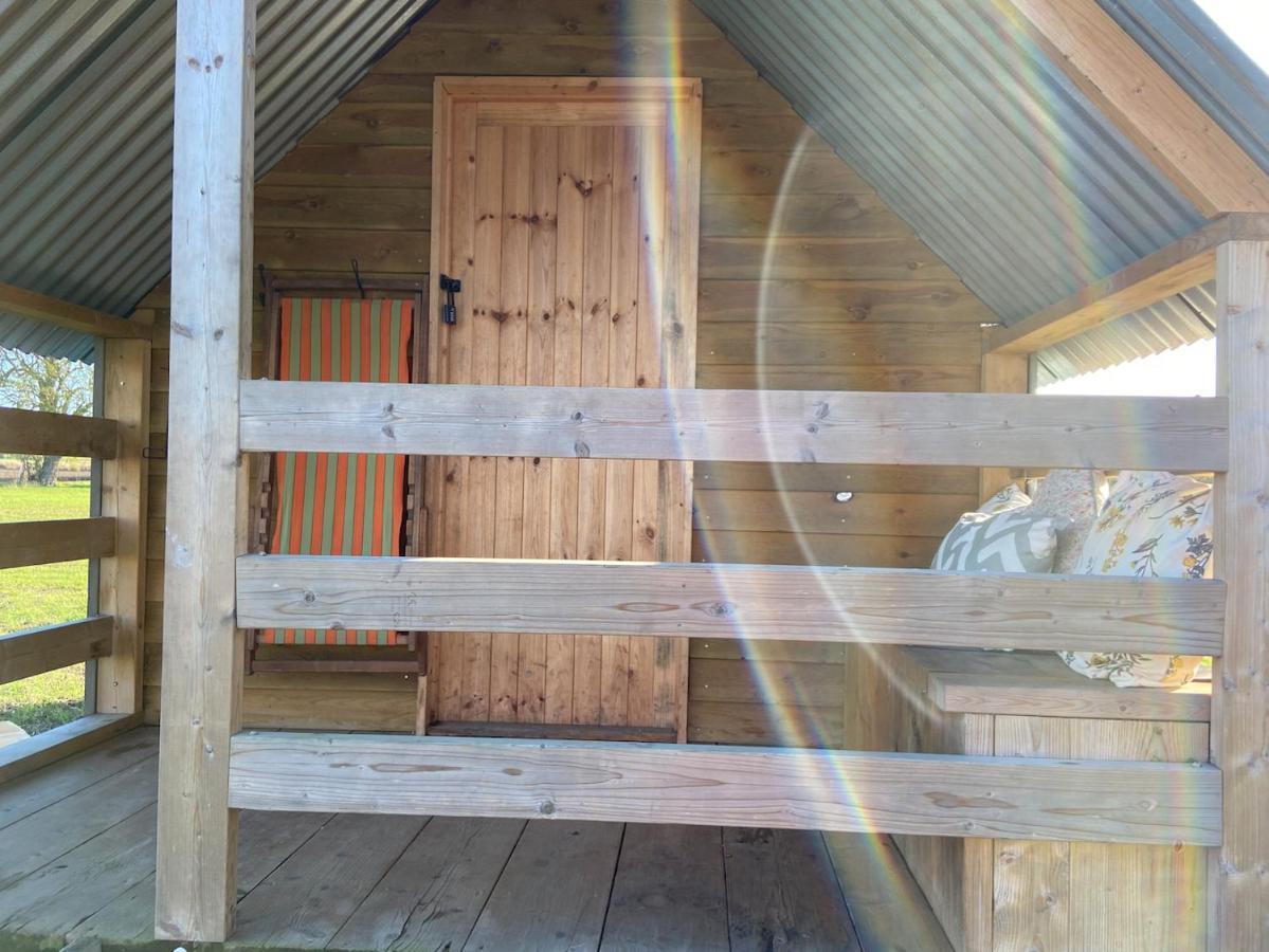 Fen Meadows Glamping - Luxury Cabins And Bell Tents Cambridge  Eksteriør bilde