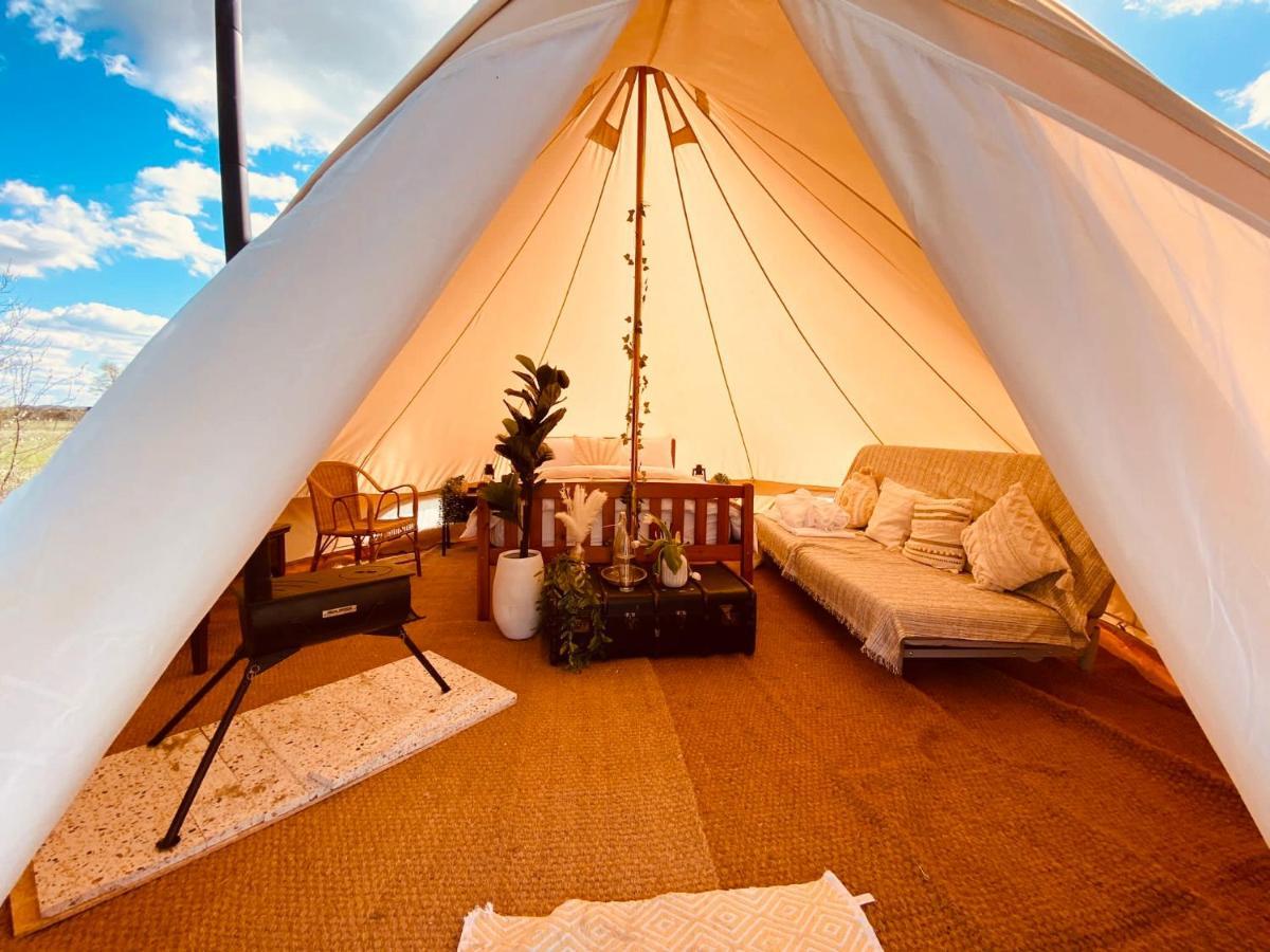Fen Meadows Glamping - Luxury Cabins And Bell Tents Cambridge  Eksteriør bilde