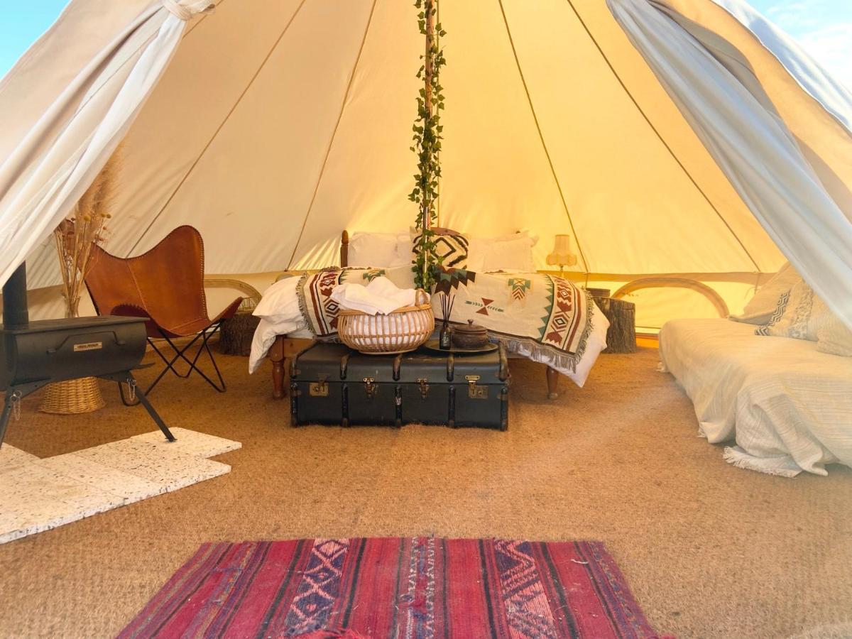 Fen Meadows Glamping - Luxury Cabins And Bell Tents Cambridge  Eksteriør bilde