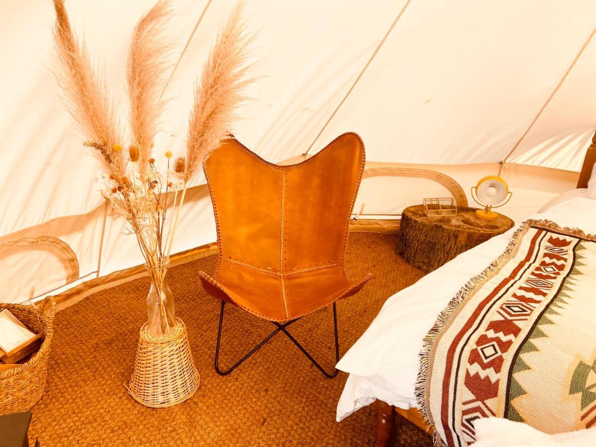 Fen Meadows Glamping - Luxury Cabins And Bell Tents Cambridge  Eksteriør bilde